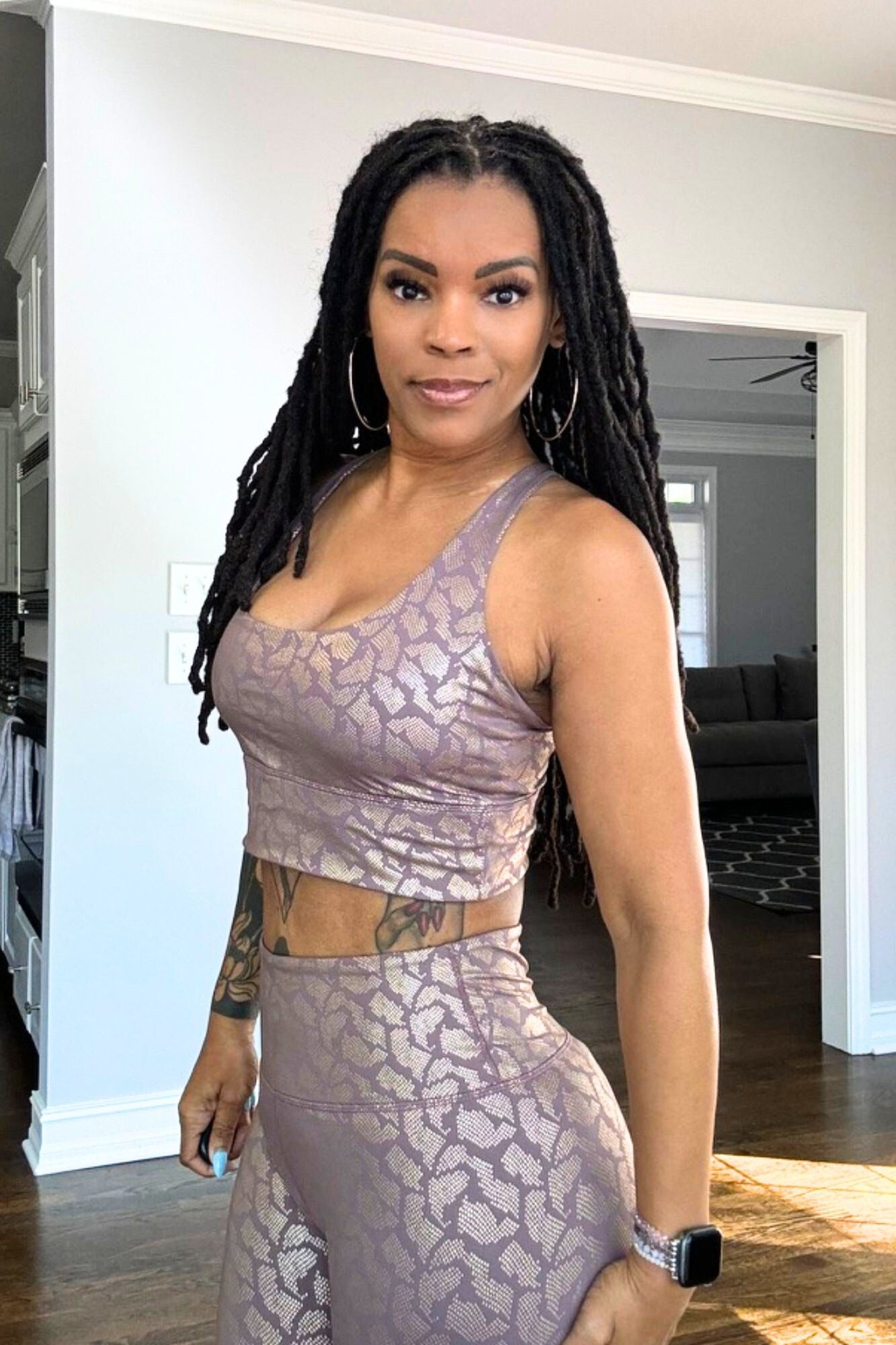 Andromeda Criss Cross Sports Bra - Adorned Rebel