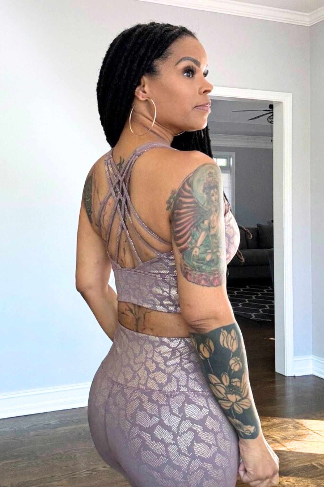 Andromeda Criss Cross Sports Bra - Adorned Rebel