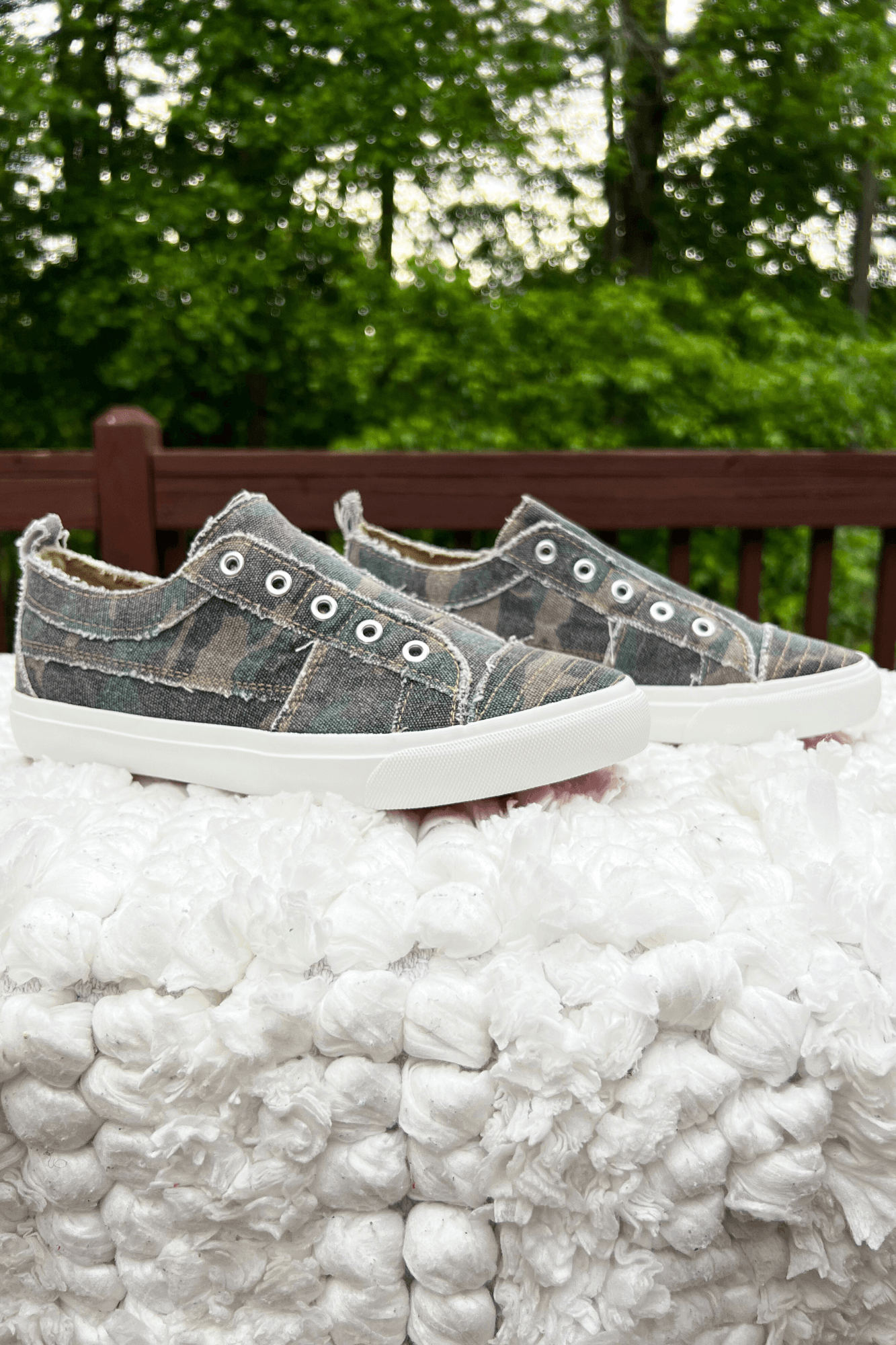 Camo shop canvas shoes